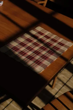 Dækkeserviet • Palmeblade • Iraca • Rød & Brune Tern