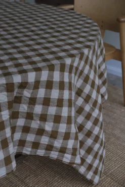 Dug • Hør • 170 x 350 cm • Brune Tern