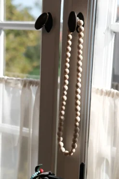 Halskæde • Håndlavet • Halvædelsten • Hvid Fossil