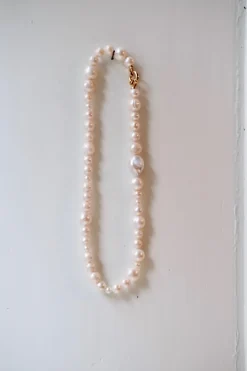 Halskæde • Håndlavet • Perle • Ferskvandsperler