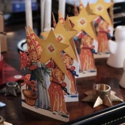 Julepynt • Papirguirlande • Luciabarn • Stor