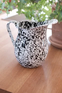 Kande • Emalje • Splatter sort • 3L • UDGÅR