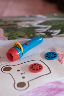 Legetøj • Lommelygte • Cirkus