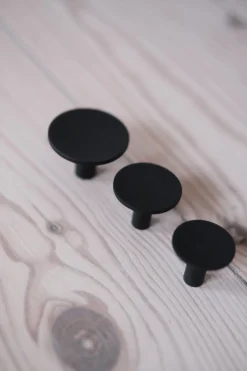 Møbelknap • Greb • Sort • Dyb 35 mm