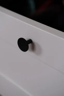 Møbelknap • Greb • Sort • Dyb 28 mm