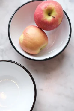 Morgenmadskål • Emalje • Elfenben