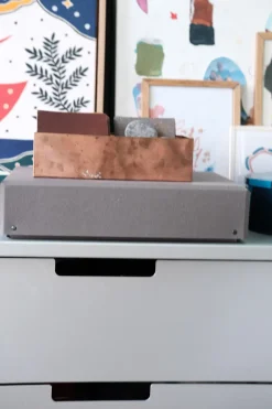 Opbevaringskasse • ELVO x DORA • Grå • A4 lav