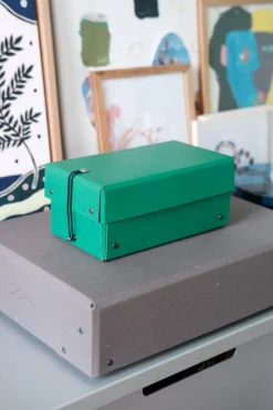 Opbevaringskasse • ELVO x DORA • Grøn • Akivæske