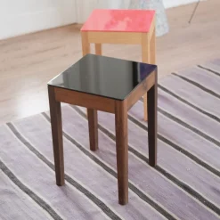 Skammel • Dansk Røget Eg • Sort • Udstillingsmodel