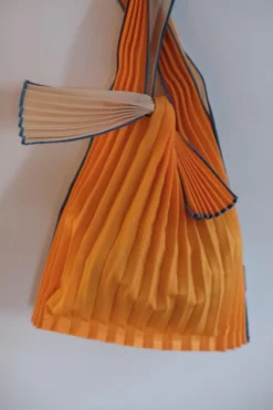Taske • Plisseret • Bio nedbrydelig • Mini • Orange & Beige