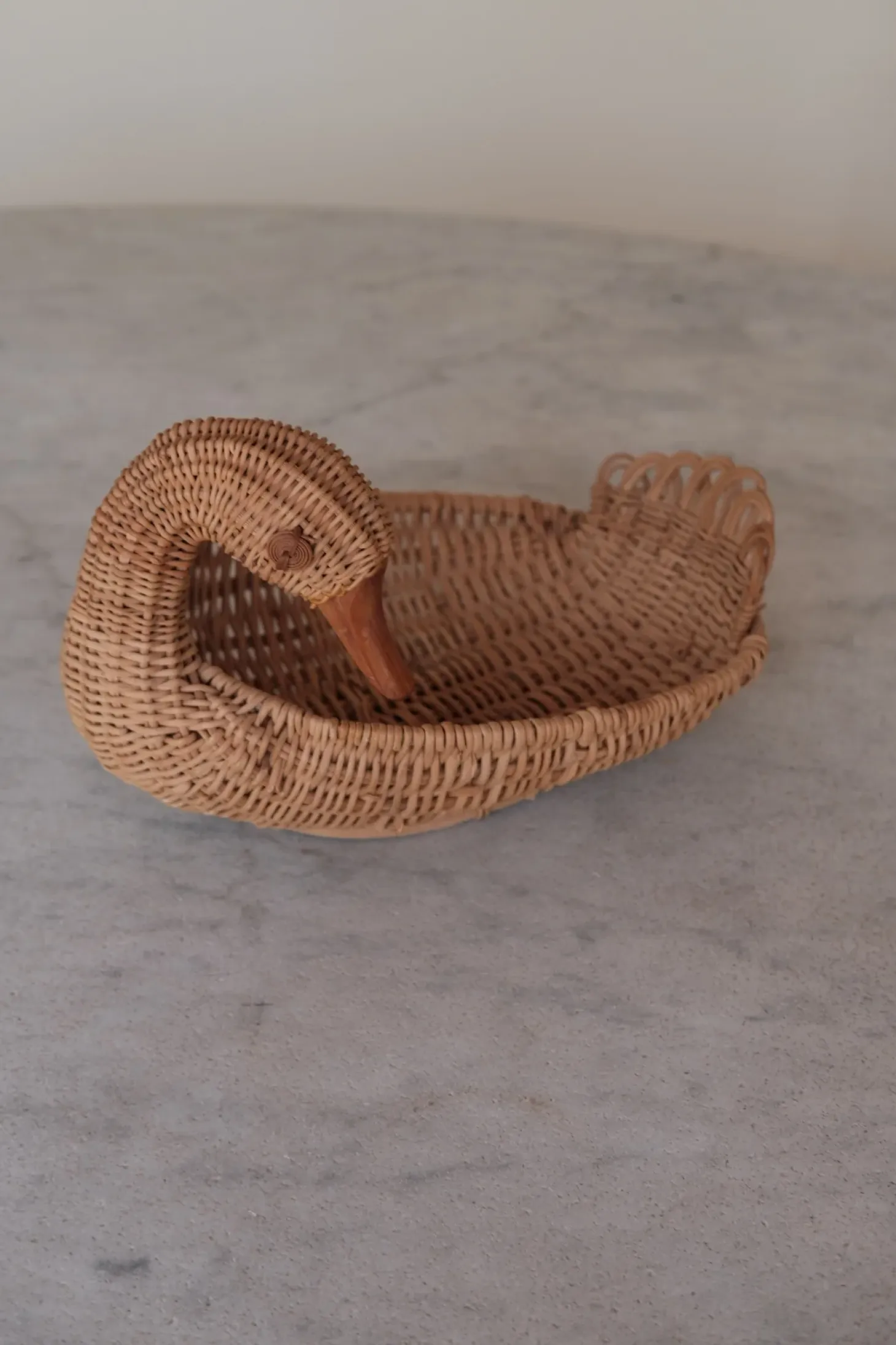 Vintage • Skål • And • Flet