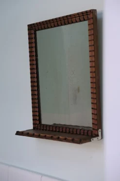 Vintage • Spejl • Træ m. lille hylde